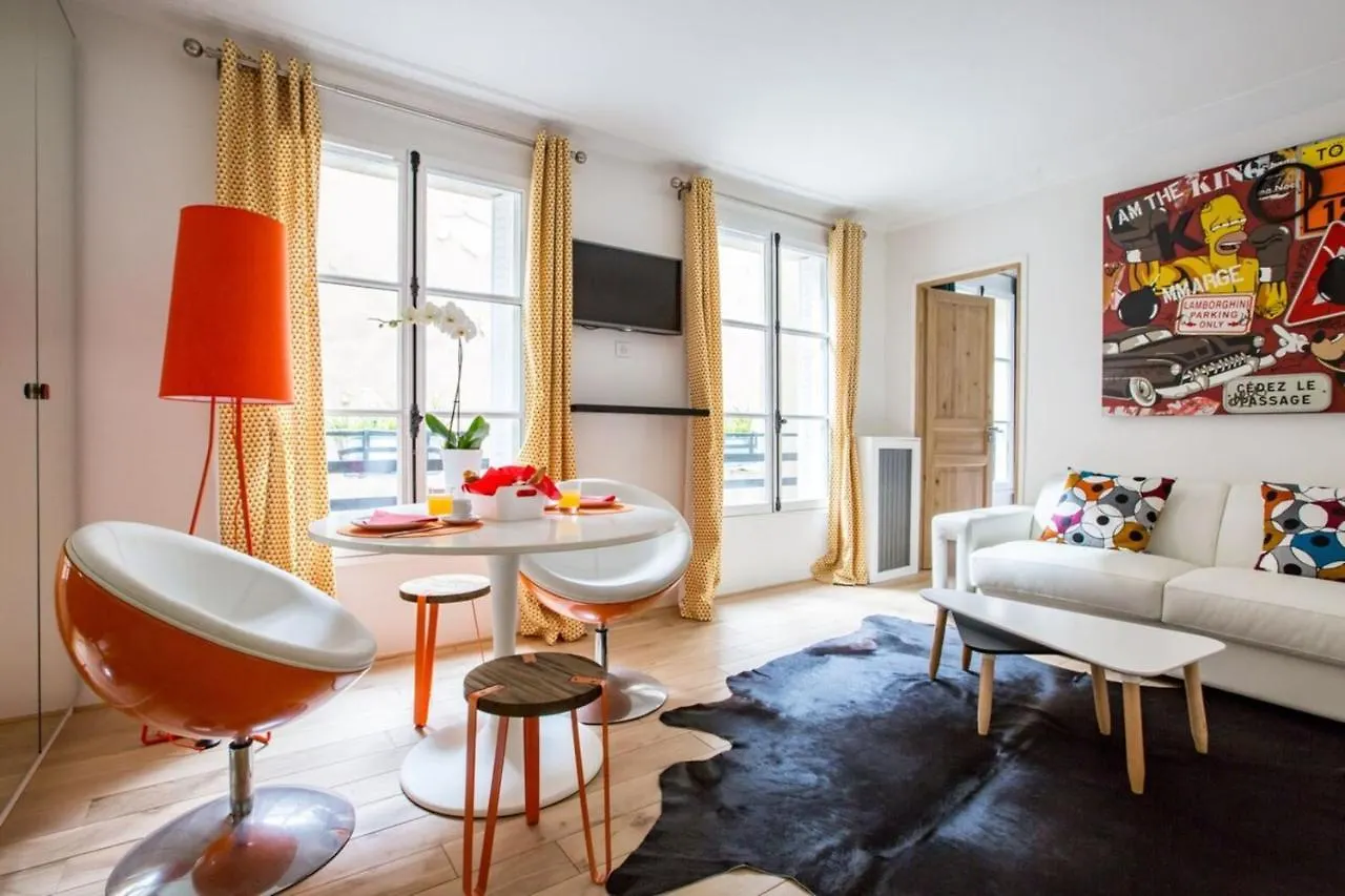Luminous 1 Bedroom A Madeleine *